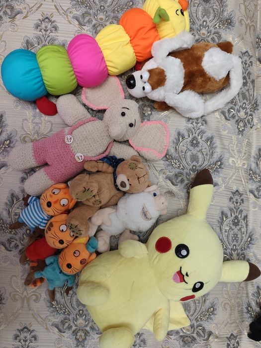 Отдам игрушки для девочки