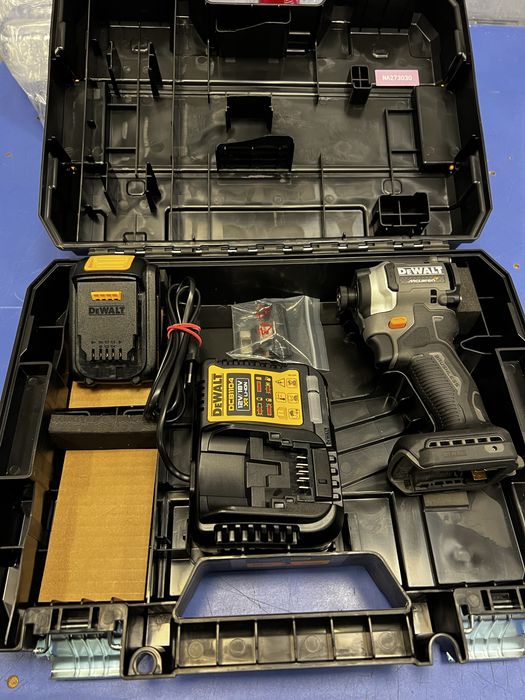 Dewalt / Девалт чисто нов