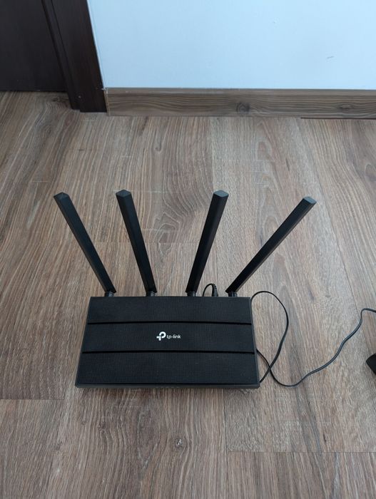 Vând Router TP-Link Archer C80 AC1900