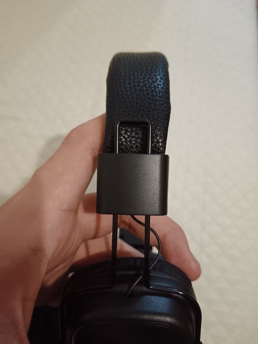 Продам поддельный Marshall Major 4