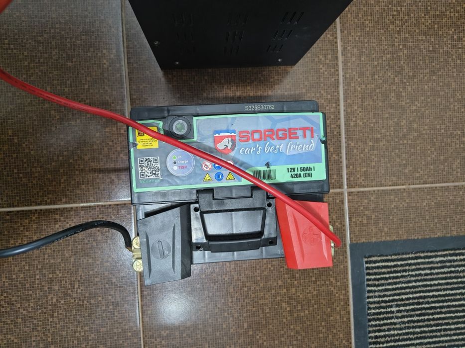 UPS  800 VA  well și acumulator marca Sorgeti 50 Ah.
