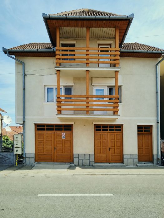 Proprietar Inchiriez Casa Semicentral Ideal Echipe