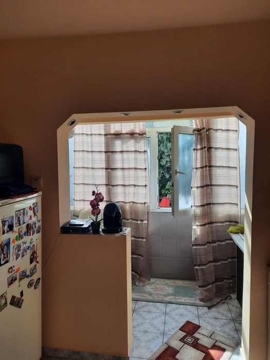 Vand apartament 2 camere