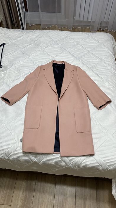 Пальто Zara розовое