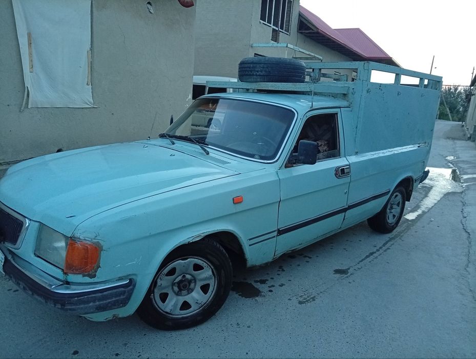 Volga pikap sotiladi 14 mln