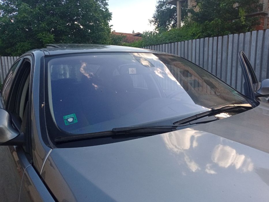 На части БМВ Е90 318д 143 коня - BMW e90 318d 143hp ляв волан нави