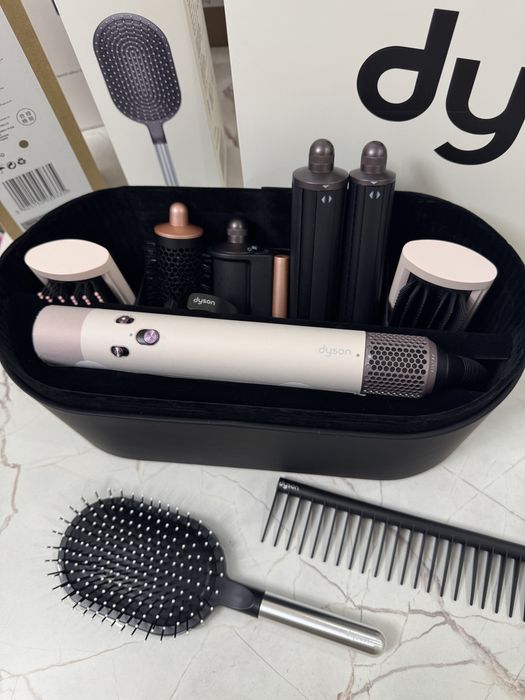 Dyson Акция + подарки