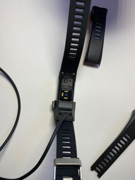 Фитнес гривна Garmin VivoSmart HR