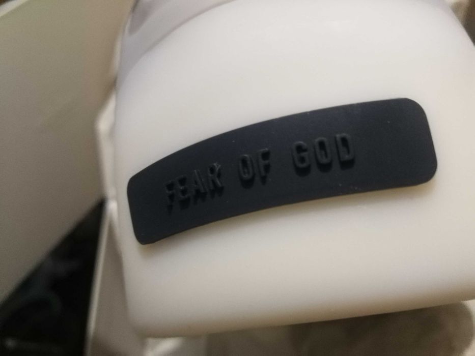 Маратонки Adidas x Fear of God Carbon