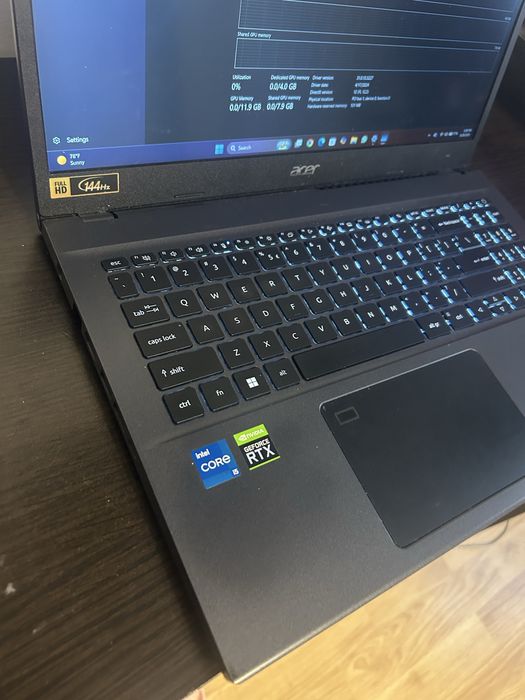 Laptop Acer Aspire 7 RTX 3050Ti