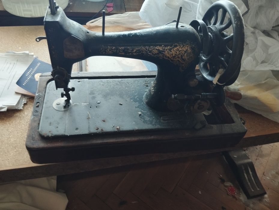 Стара шивачна машина