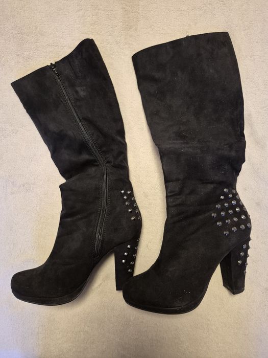 Продам женскую обувь