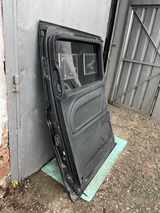 Странична дясна плъзгаща врата за Mercedes Vito W447  2017г-