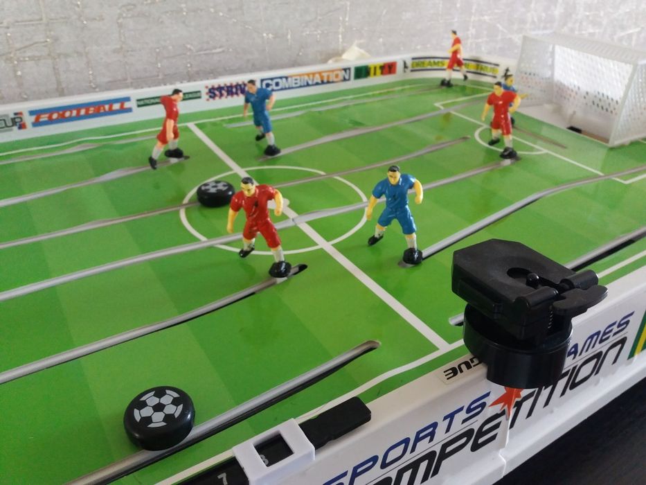 Настольный футбол
