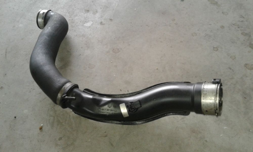 furtun admisie BMW Seria 3 E90 E91 E92 e93 3.0 204 245 cai intercooler