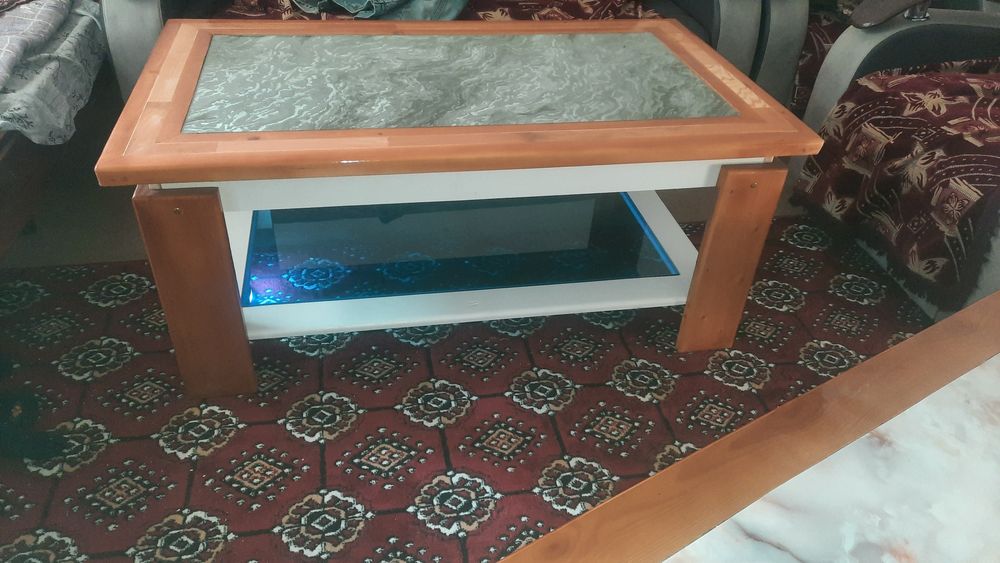 Столик хонтахта сотилади ёки тахлаб берамиз