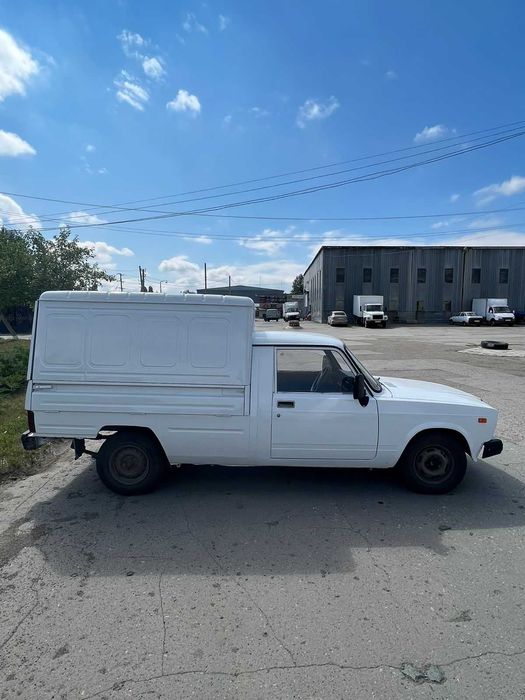 ИЖ 2717 . Пирожковоз