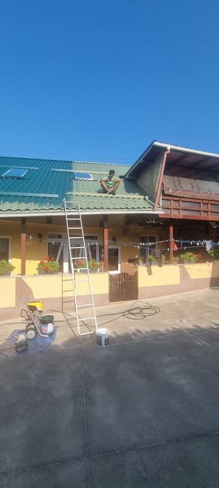 Renovări complete interioare și exterioare