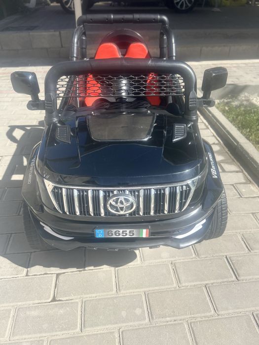 Детский электромобиль-внедорожник