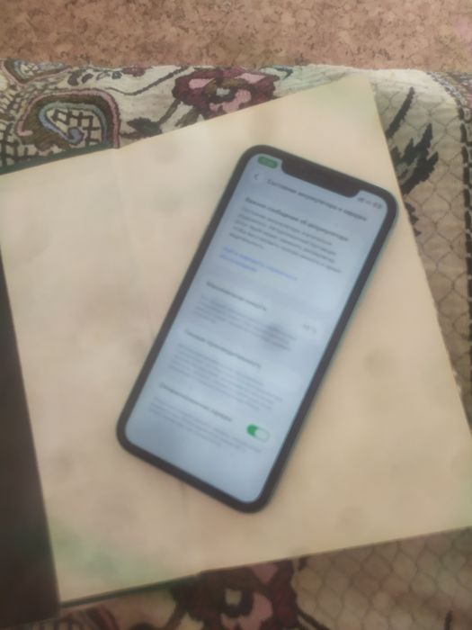 Продам айфон 11 срочно