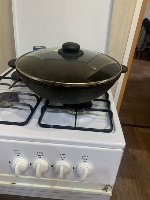 Продам чугунный казан