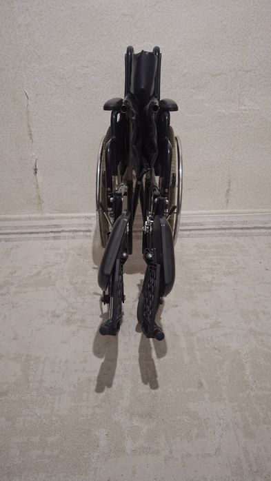 Инвалидная коляска