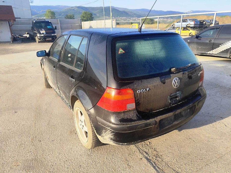 VW Golf 4 - 1.6 - 101к.с 2000г. на части