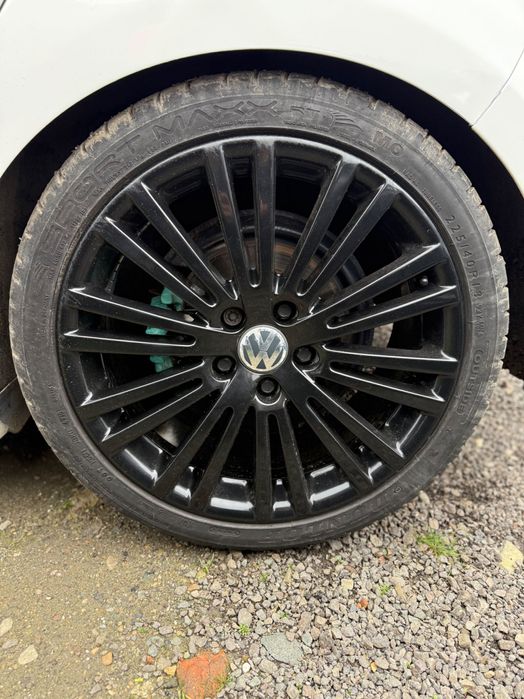 Джанти с гуми 18 за VW