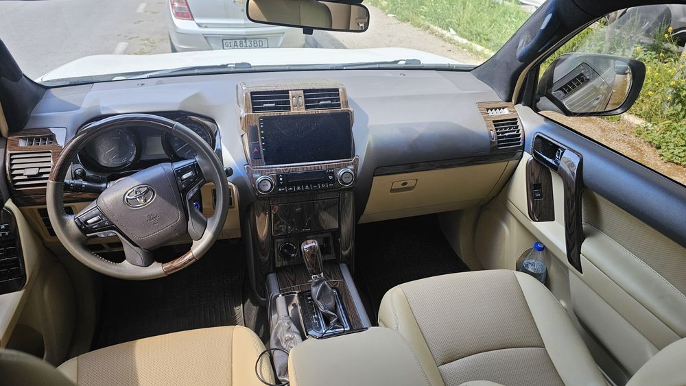 Toyota Prado 150 в отличном состоянии.