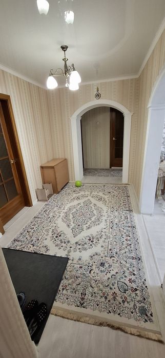 Продам 4 комн.квартиру