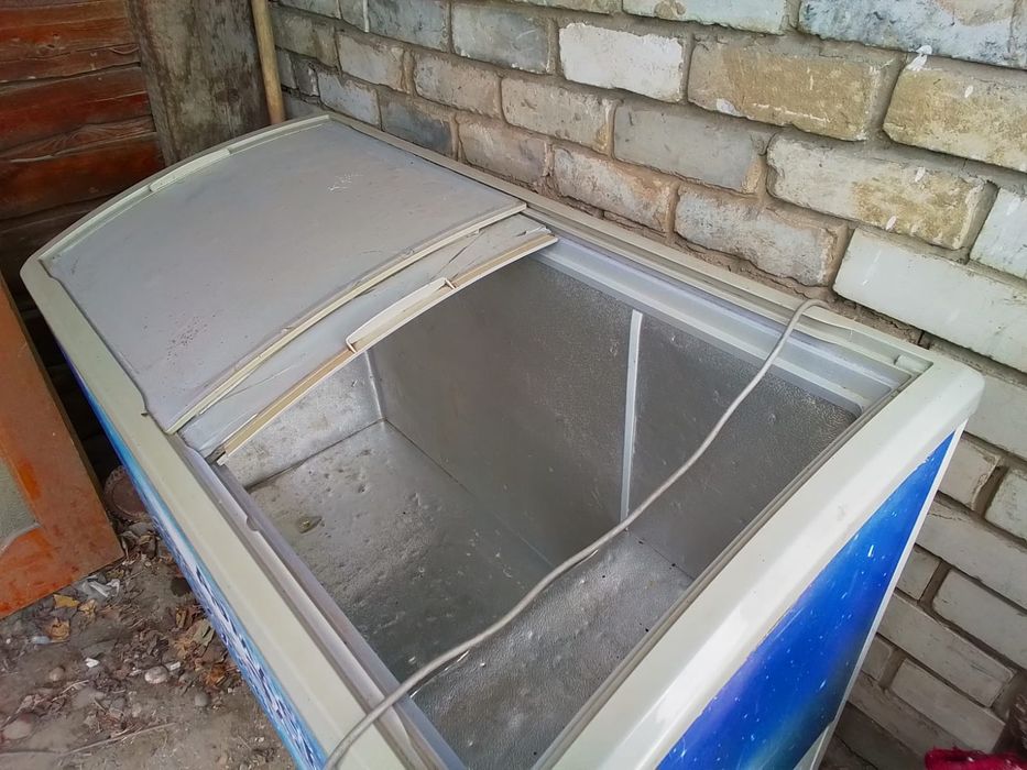Продам морозильник