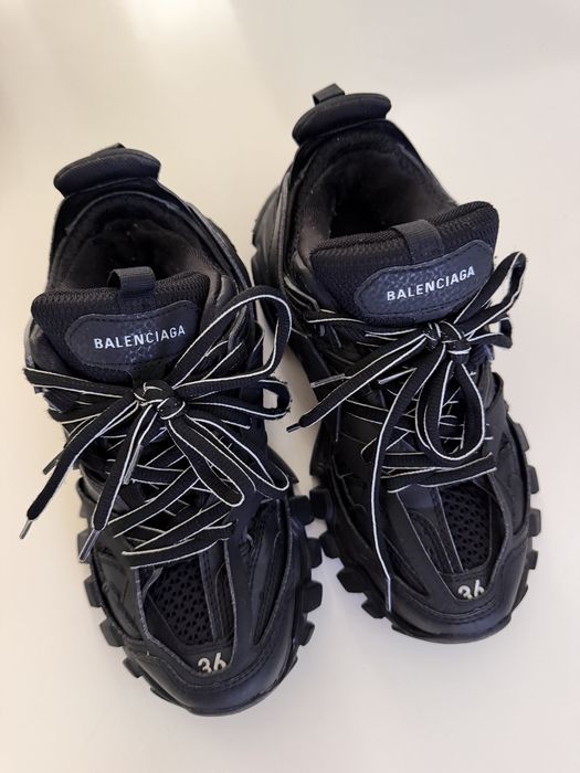 Balenciaga trainer track