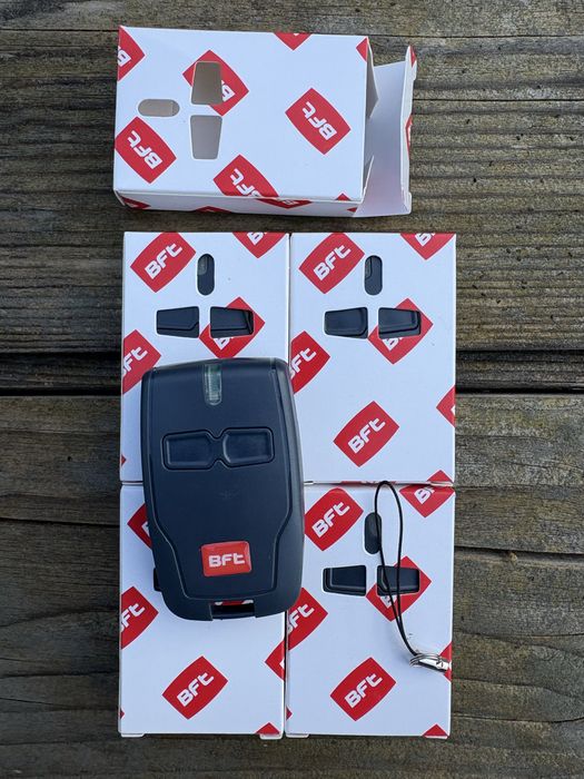 BFT mitto 2 telecomanda poarta