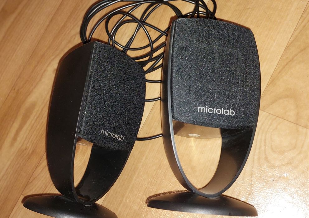 Продам компьютерную Акустику Microlab 2.1