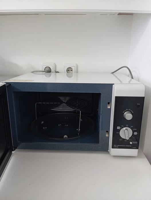 Микроволновая печь
