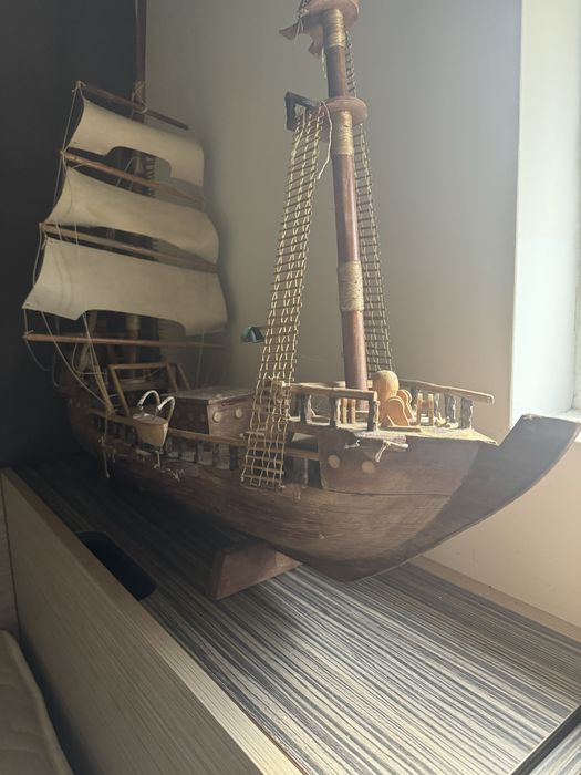 Старинен кораб