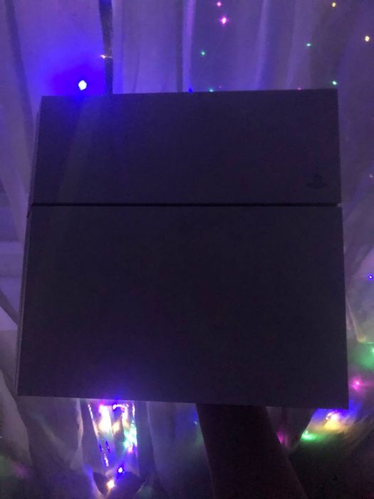 Продажа PlayStation 4