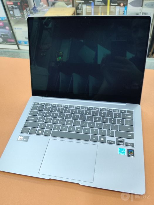 Samsung Galaxy Book4 Pro inch 14 (SAMSUNG PC)