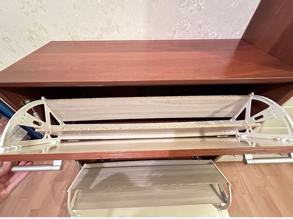 Обувница большая