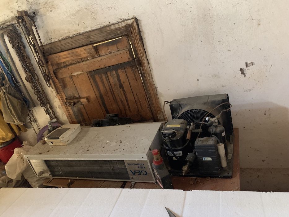Vand frigo 2 bucati