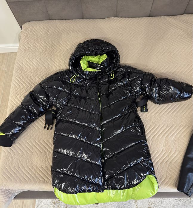 Зимняя куртка на девочку