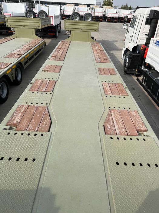 Полуприцеп тяжеловоз низкорамный 70 т