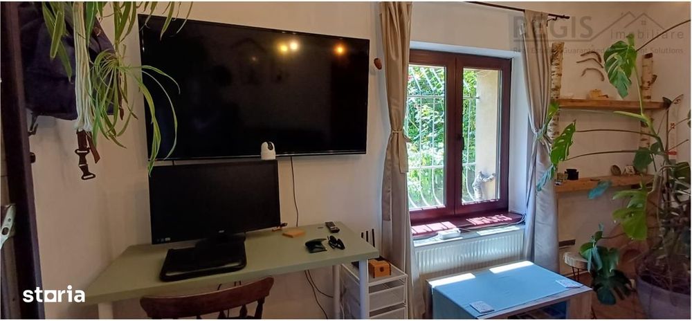 Apartament cochet,2 camere, ,cu gradina,la casa Ultracentral,Dealul Ce