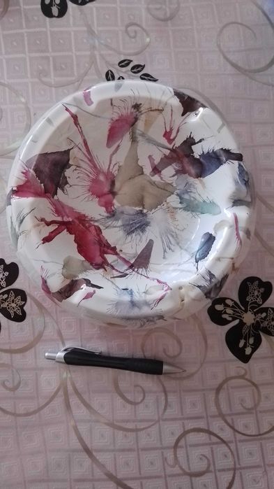 Пепелник-диаметър 25 см,немска керамика.