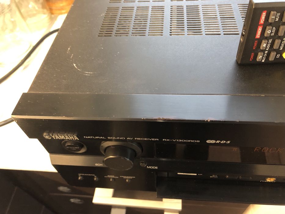 Yamaha RX-V1300rds
