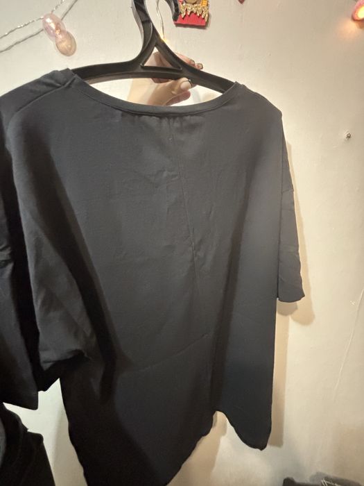 Продам футболку новую