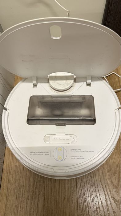 Xiaomi Mi Robot Vacuum Mop Pro Прахосмукачка робот