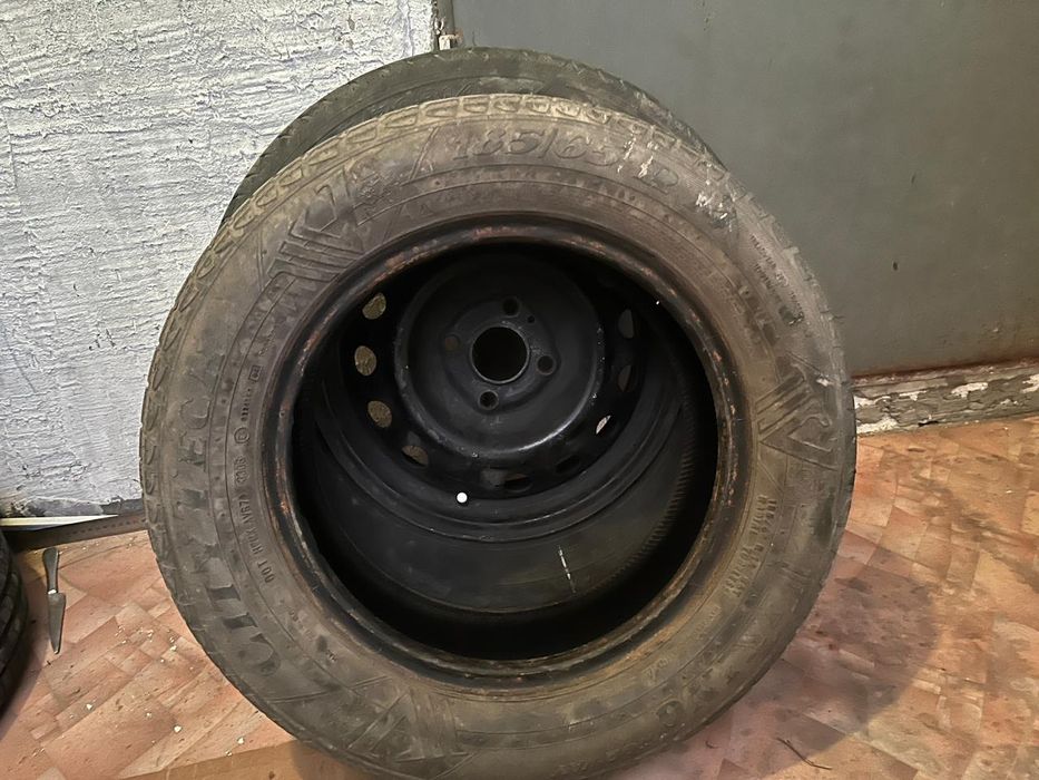 Покрышка 185/70/R14 2 шт