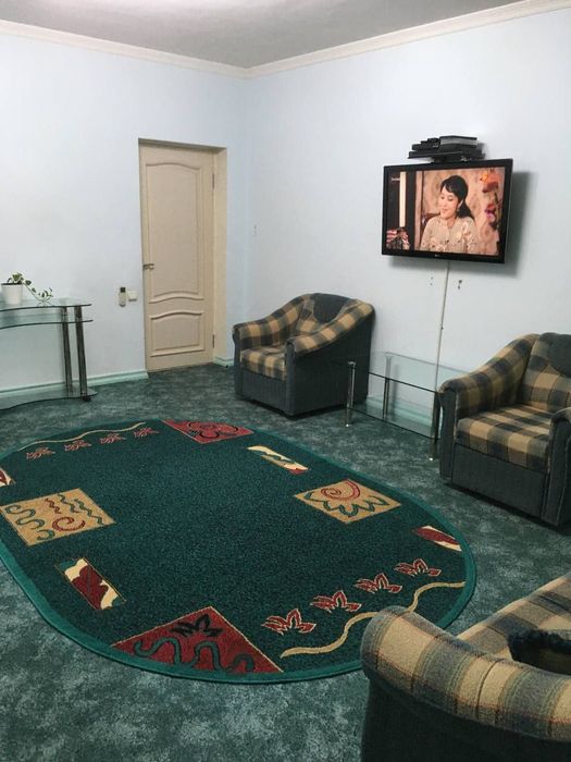 Darxonda 3 xonali kvartira sotiladi