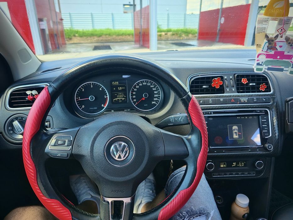 VOLKSWAGEN Polo 2012 — imagine 5